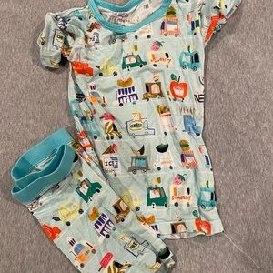 Little sleepies pj set